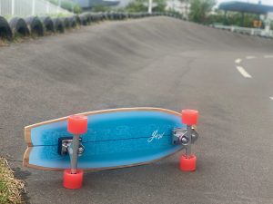 YOW　SURFSKATE