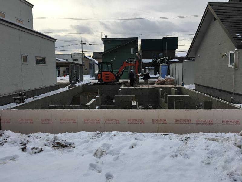 基礎工事（埋め戻し）