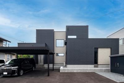 コートのある上質な5LDKの住まい