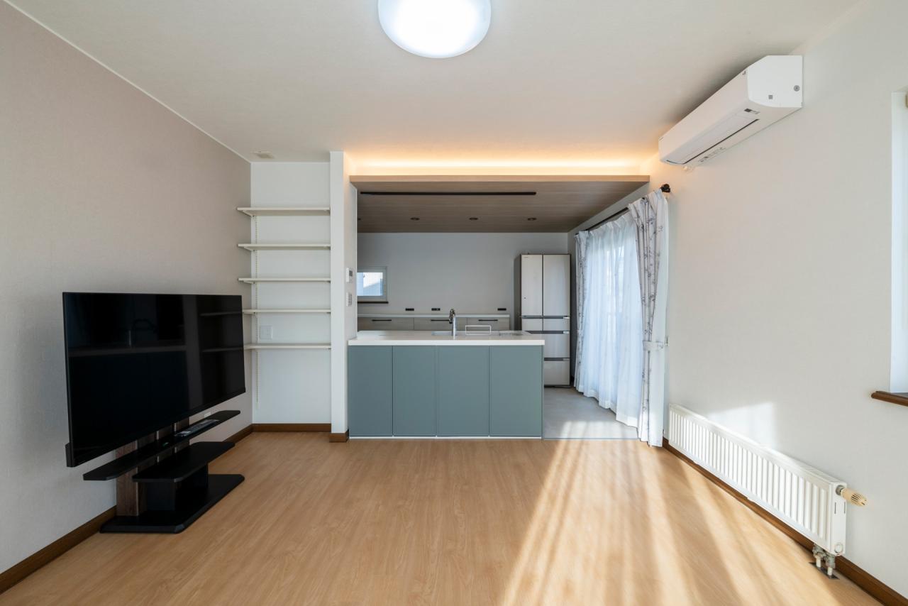 ダイニング、キッチン：間取に制限が生まれやすい2×4構造でも理想のキッチンを実現