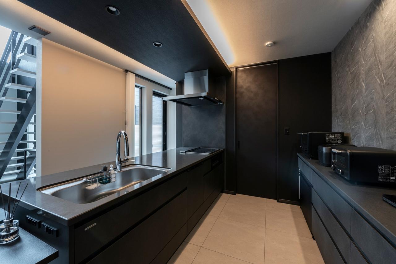 キッチン、設備：キッチンはタカラスタンダードのオフェリアをご採用