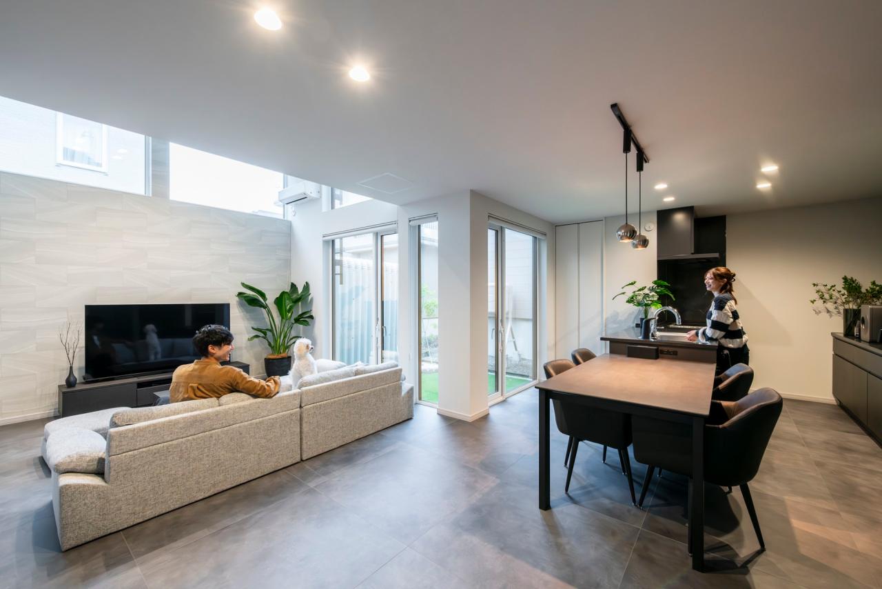 LDKの距離が近いのでどこにいても家族の気配を感じられる間取