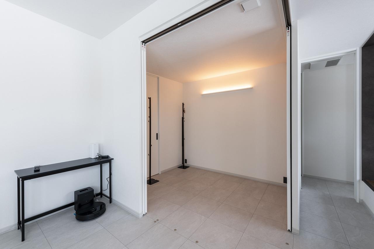 LDKの一角には3.75帖のゲストルームを計画、将来を見据えた間取に