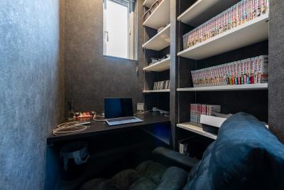 書斎：モートワークや趣味などに没頭できるお籠り感溢れる憧れの書斎スペース